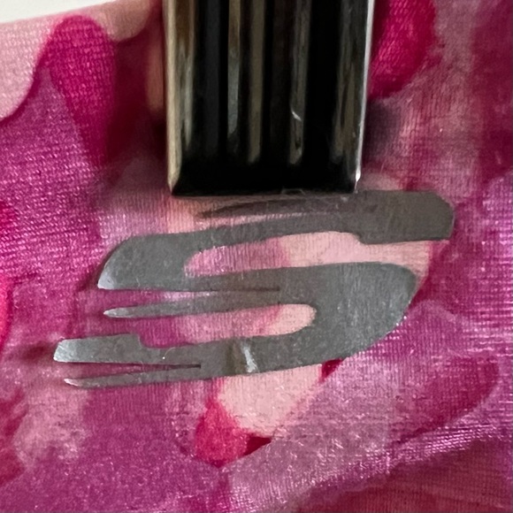 Girls SKECHERS Pink Camo ATHLETIC Workout LEGGINGS With LACE UP Sides XL - Picture 16 of 16